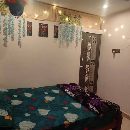 Blue Diamond Apartamento Chennai Exterior foto